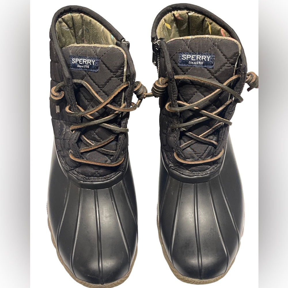 Sperry boots NWOB!